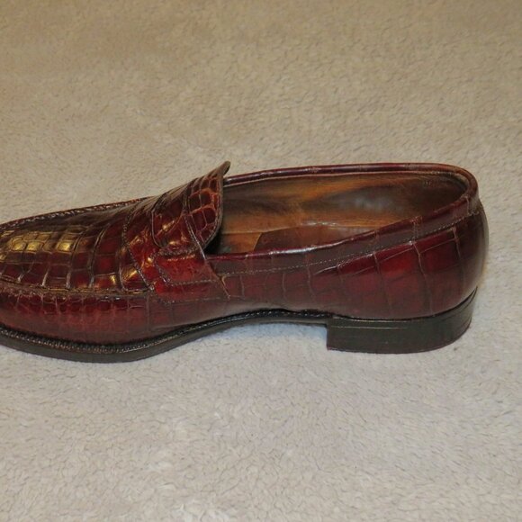 J.M. Weston 180 Burgundy Crocodile Split Toe Loafer 8.5 C - Picture 3 of 11